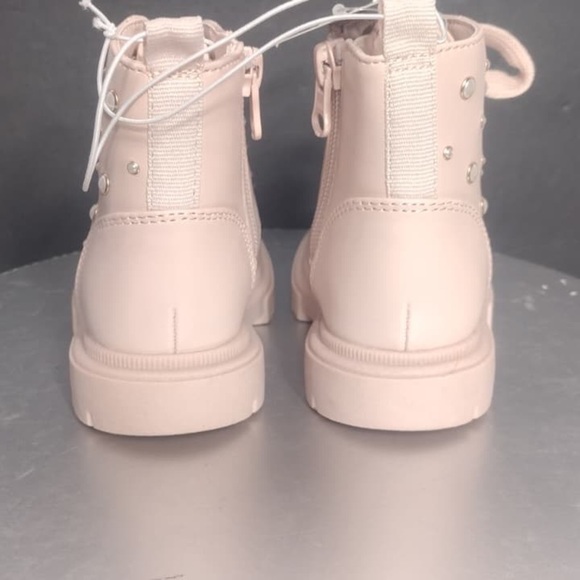 Cats & Jack Shoes in Light Pink size 6 girls grand new w tags - Picture 5 of 10